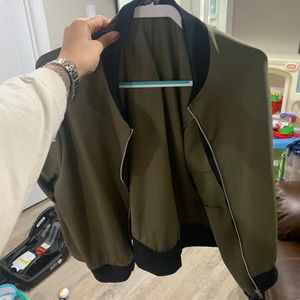 Bomber jacket